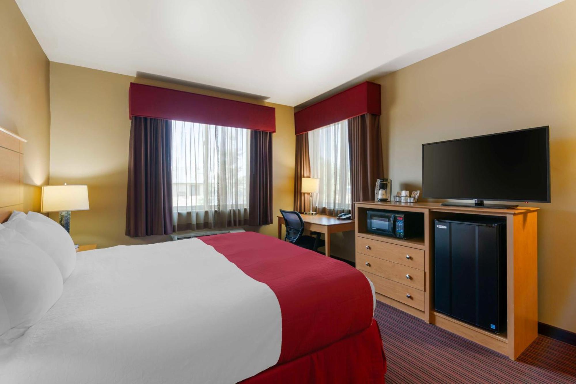 Best Western Golden Prairie Inn&Suites Sidney Exterior foto