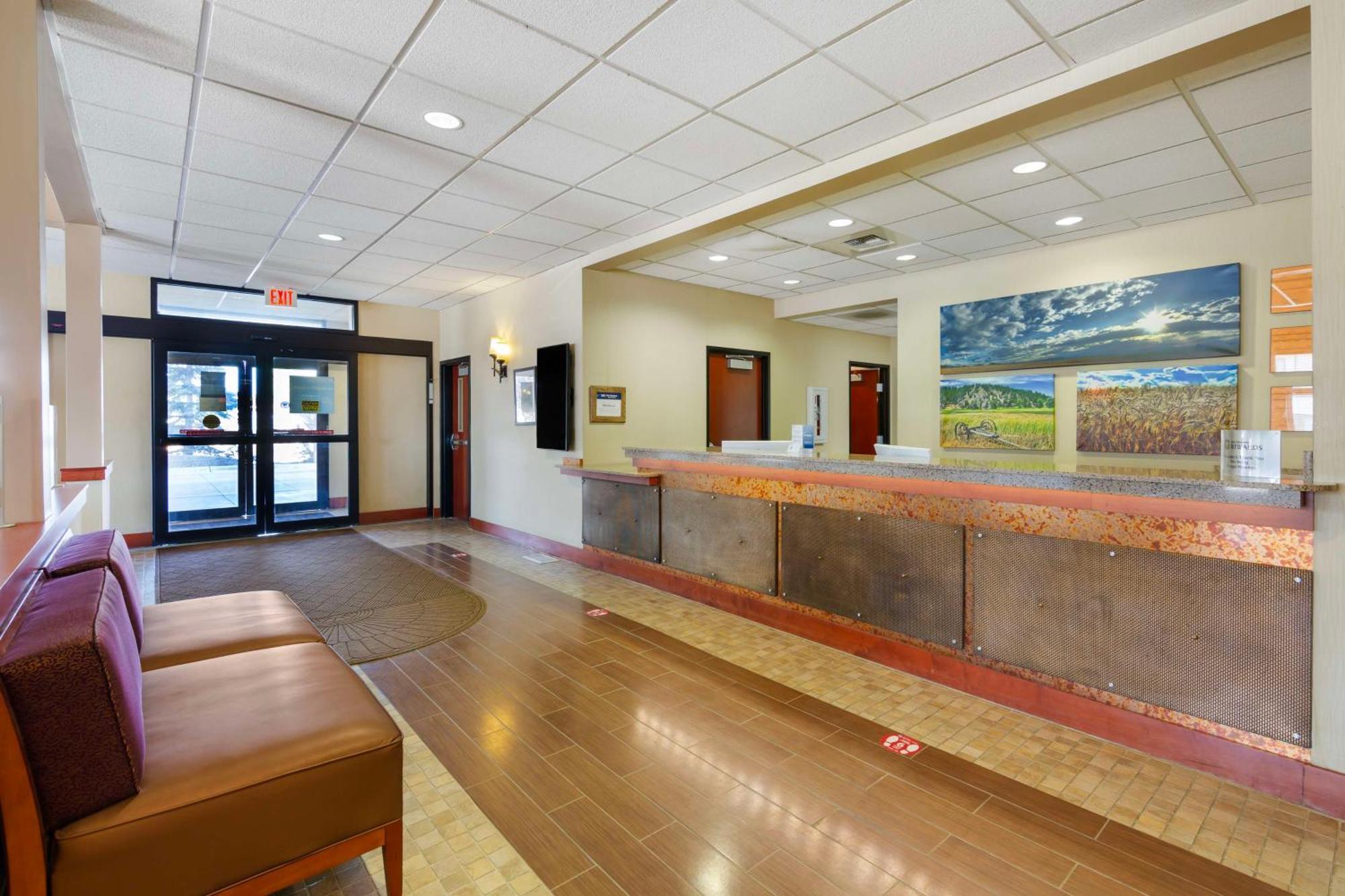 Best Western Golden Prairie Inn&Suites Sidney Exterior foto
